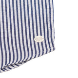 Conjunto de 3 piezas de camisa de rayas, playera de colores y pantalón de mezclilla B2N