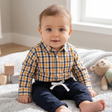 Conjunto de Niño Camisa Cuadros Mostaza + Pantalón Negro | Ropa de Bebé Elegante y Cómoda