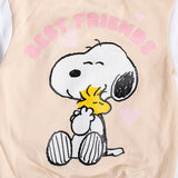 Chamarra Universitaria Snoopy® para Niña | Varsity Color Durazno con Bordado Oficial
