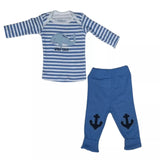 Set de 3 piezas de 2 playeritas estilo marinero y pantalones azul cielo con bordado