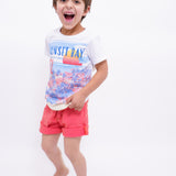Conjunto 2 piezas de short rojo y playera blanca con estampado de Sunset Bay